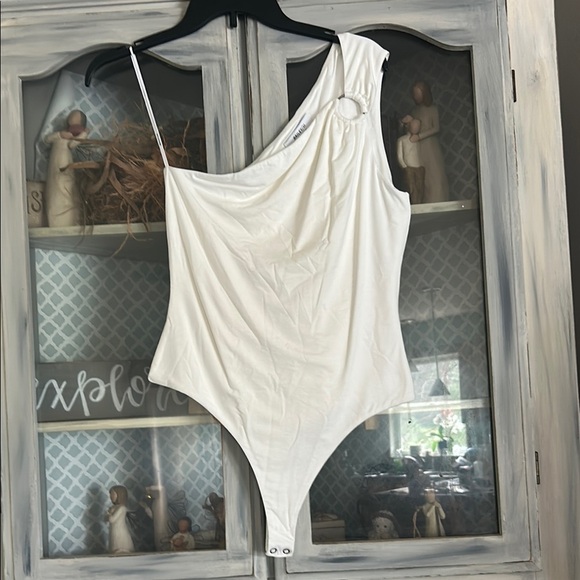 Bailey 44 Cream Asymmetrical Bodysuit - Picture 1 of 4